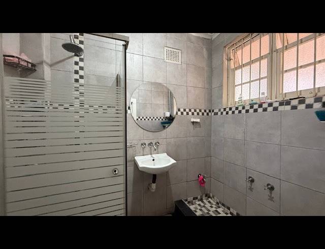 2.5 BEDROOM APARTMENT TO LET IN MUSGRAVE